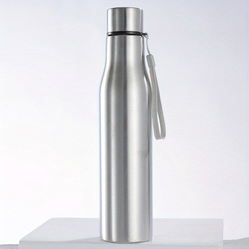 Lightweight stainless steel water bottle, PVC-free, hand wash only, perfect for active lifestyles and fitness enthusiasts. Available in 750ml and 1000ml sizes.