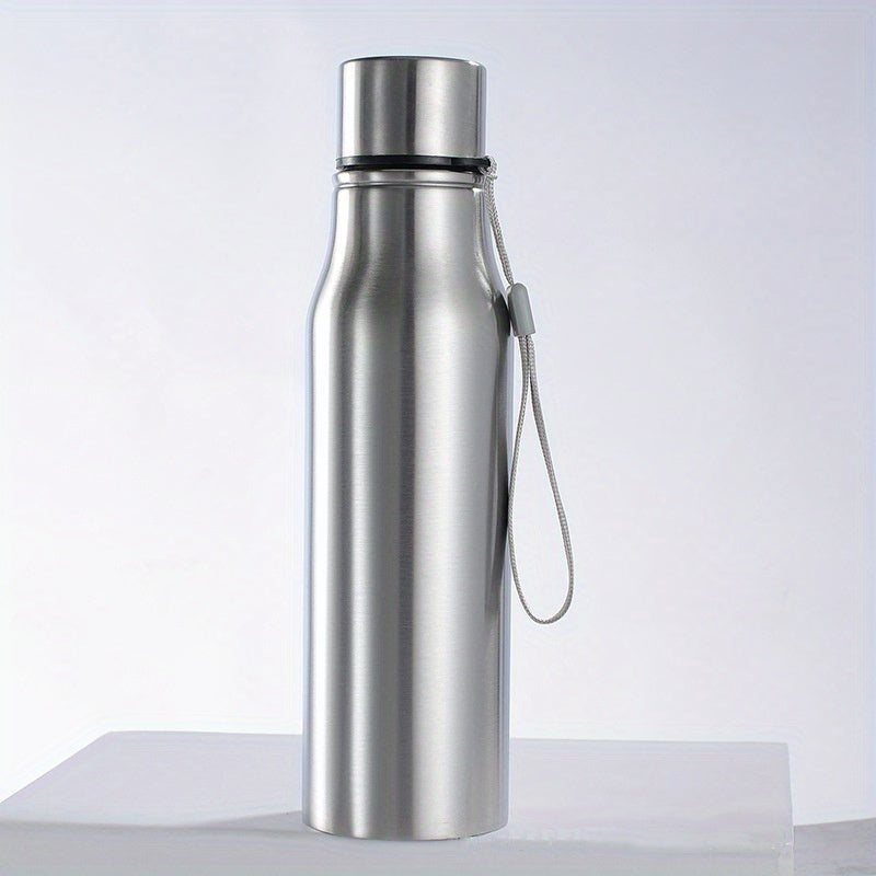 Lightweight stainless steel water bottle, PVC-free, hand wash only, perfect for active lifestyles and fitness enthusiasts. Available in 750ml and 1000ml sizes.