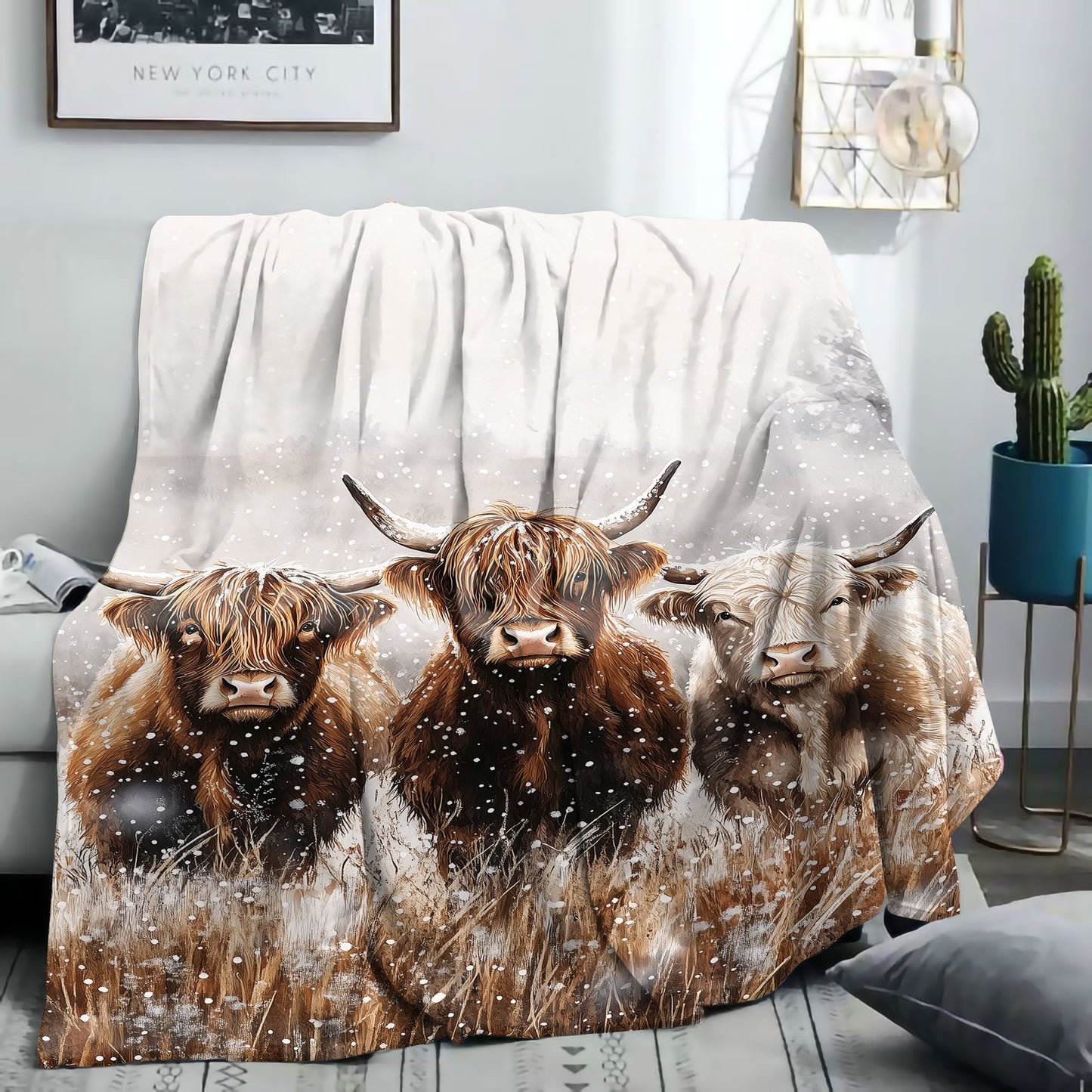 Mid-Century Style Highland Cows Print Flannel Throw Blanket - Soft Polyester Knit, Cozy All-Season Sofa and Bed Cover, Watercolor Animal Design, Lightweight Warmth 200-250g