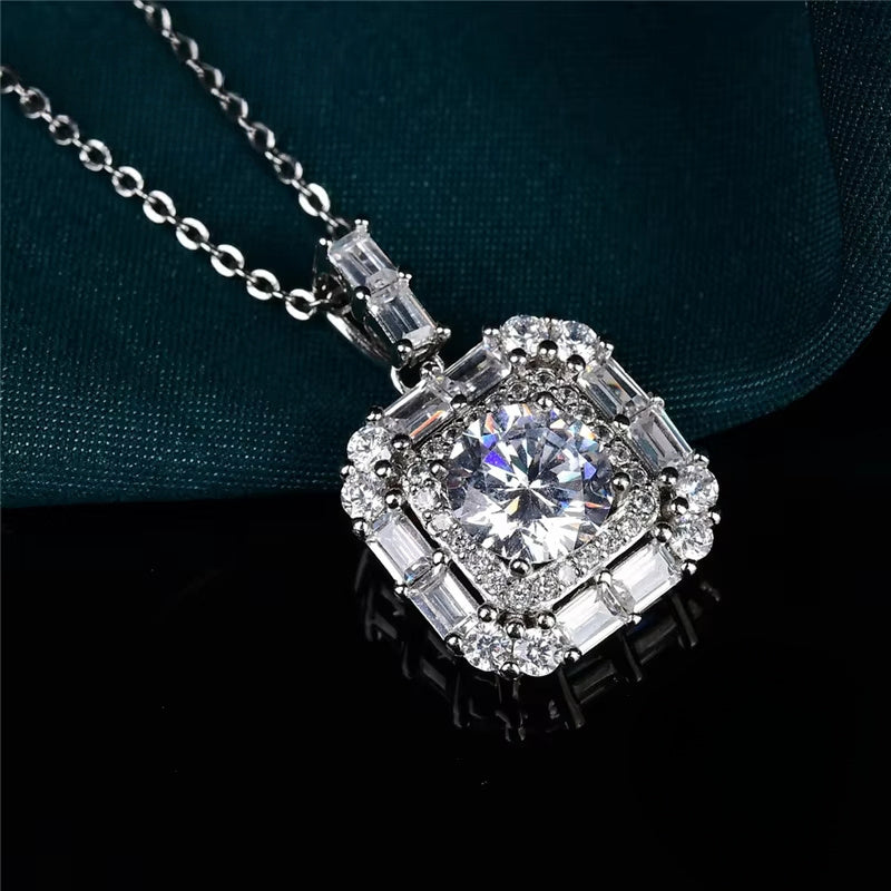 Elegant S925 Silvery Pendant Necklace with Sparkling 5 Carat Moissanite - Ideal for Parties and Everyday Glamour