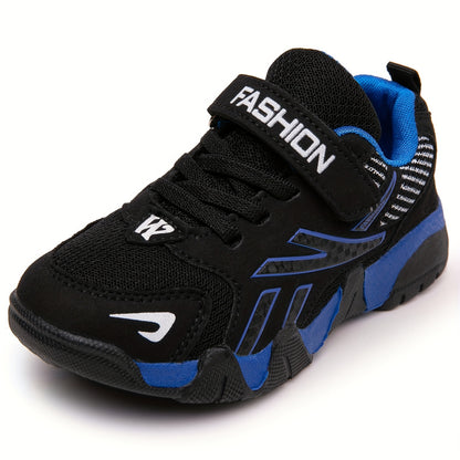 Sporty fashion sneakers for boys and toddlers with adjustable fastener, breathable fabric, and rubber sole. Versatile for all seasons, with round toe design.