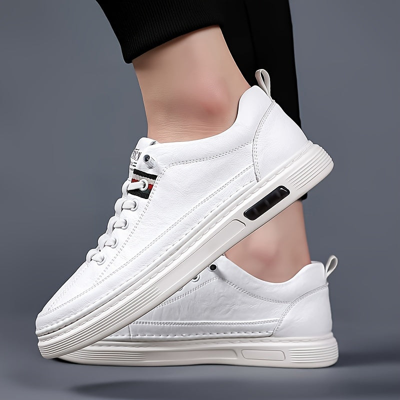 Casual men's sneakers with thick non-slip soles, retro style for running and outdoor activities, featuring lace-up closure and comfortable cushioning.