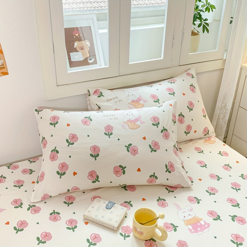 One pack of 1 piece small floral fresh INS style pillowcase. It is washed for a soft and comfortable feel with a floral print design.