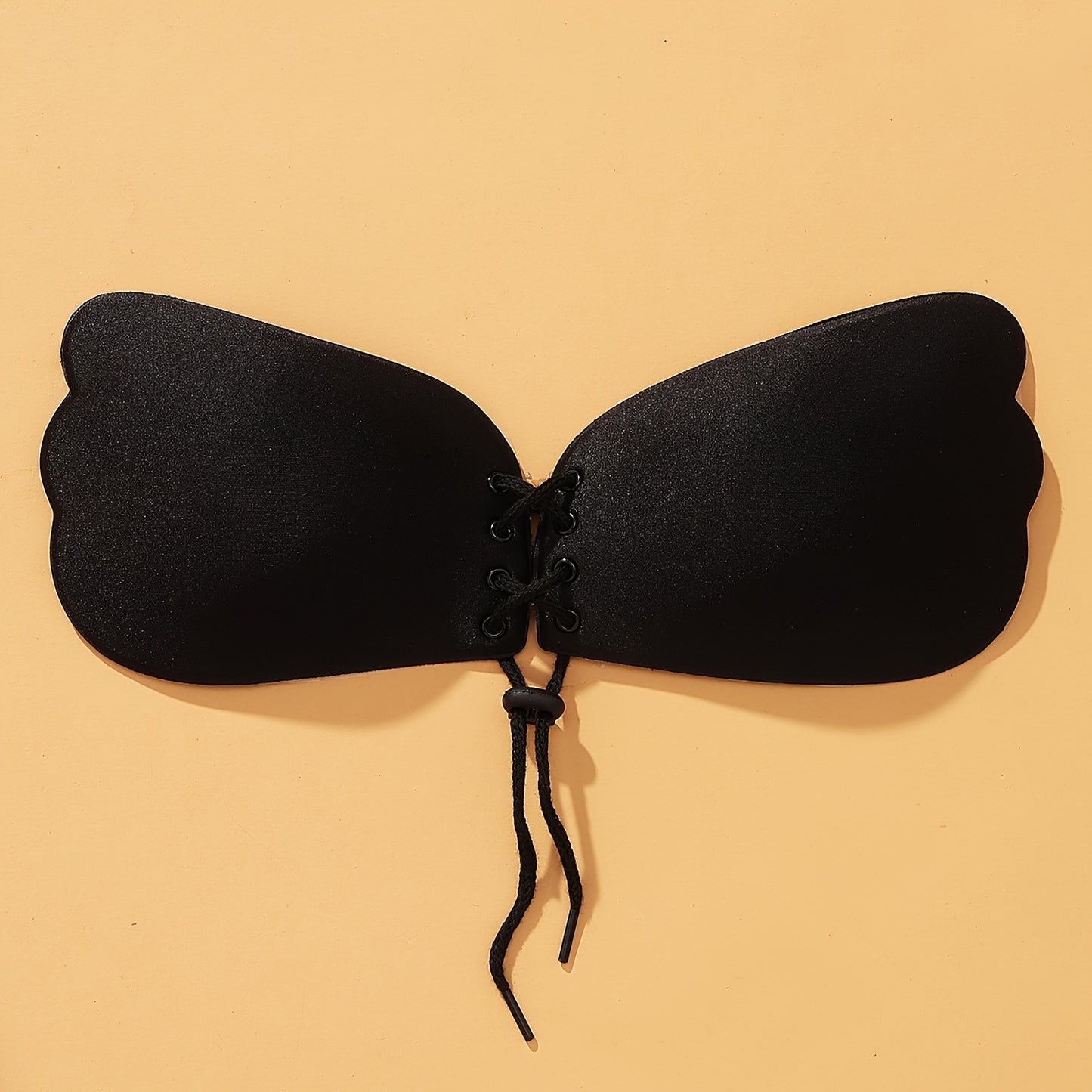 3 fashionable and comfortable adhesive bras for women, offering a multi-style strapless and backless reusable option with a gather effect, perfect as lingerie and underwear accessories.