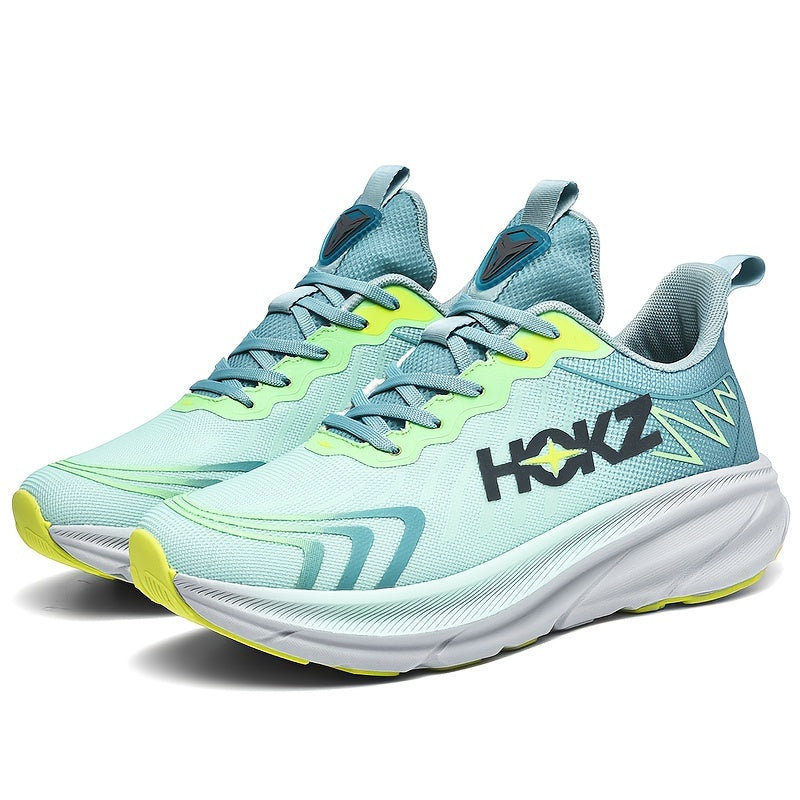 Men's and women's casual sports shoes for outdoor running.