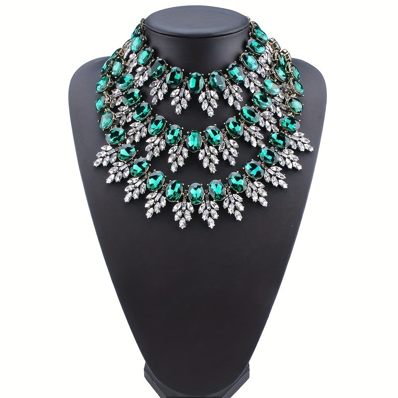 [Crowd Favorite] Stylish Rhinestone Body Chain Necklace for Women, made of Alloy with Green and Clear Crystal Accents, a Versatile Statement Piece