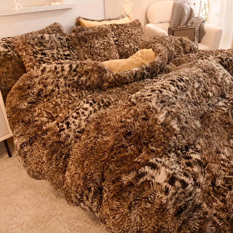 Luxurious Leopard Print Faux Fur Duvet Cover Set featuring 3 pieces, including a fluffy shaggy duvet cover and 2 pillowcases. This ultra-soft and warm set is perfect for adding a touch of elegance to your bedroom decor. (Core not included)