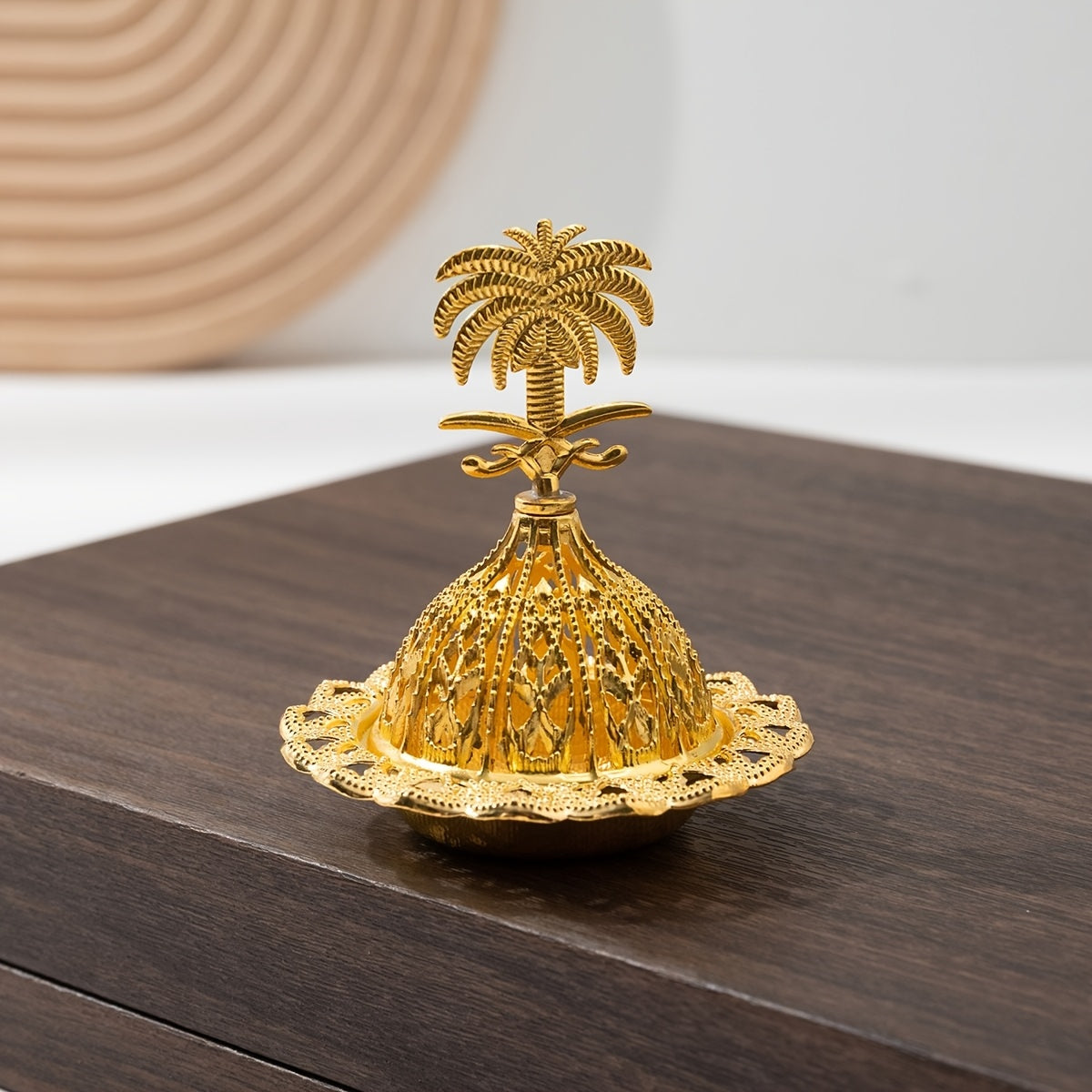 Elegant Golden Hollow-Out Resin Incense Burner - Luxurious Metal Aromatherapy Decor with Intricate Lace Patterns, Perfect for Home or Office Ambiance, Home Fragrance. Crafted with Care