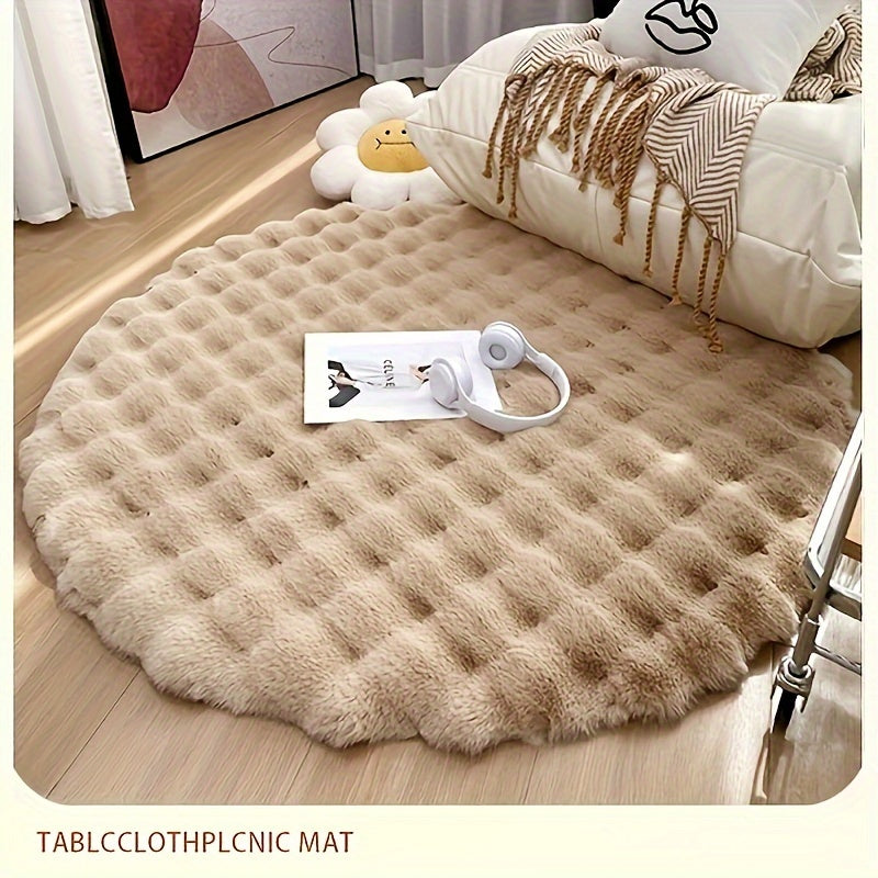 Elegant Plush Faux Rabbit Fur Circular Rug - Supremely Soft, Plush, and Warm, Easy-Care Polyester Blend, Anti-Skid Base, Ideal for Enhancing Living Room or Bedroom Décor - Contemporary Minimalist Design