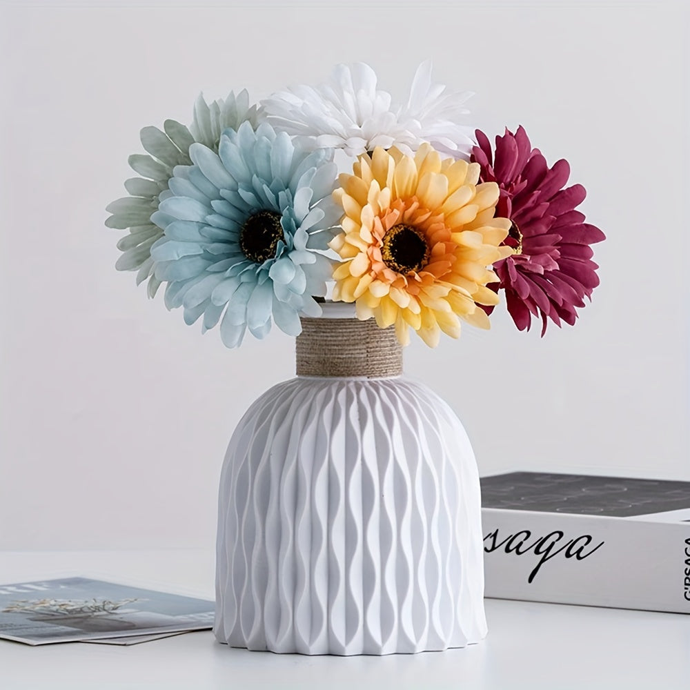 2 Bohemian white plastic vases, 14.99cm tall, for artificial flowers - ideal for weddings and home decor.