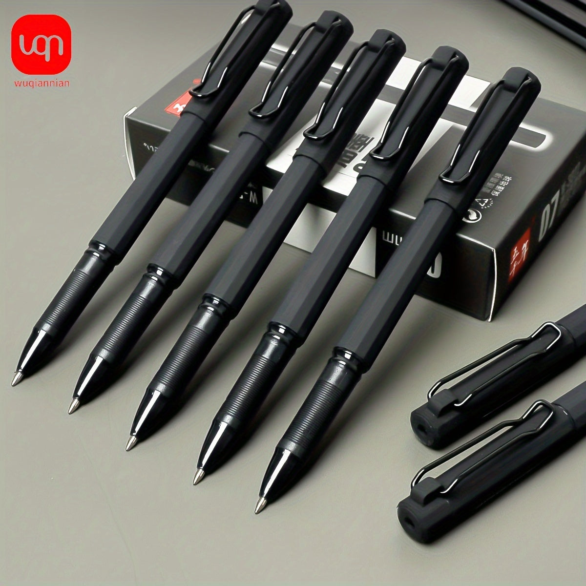 4/8pcs Wuqiannian Gel Ink Rollerball Pens, 0.7mm Medium Point, Quick Drying, Ergonomic Design with U-Shaped Clip, Black Ink for Office & School Use.