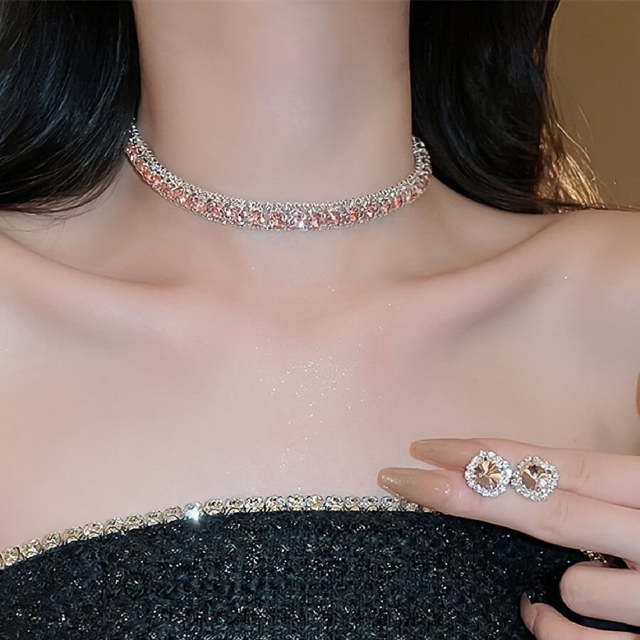 Роскошный и элегантный комплект колье и серег с rhinestones, стильные украшения для женщин, сверкающие аксессуары с серебряными деталями