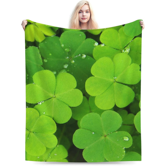 Contemporary Four-Leaf Clover Lucky Shamrock Flannel Throw Blanket - Green Leaf Digital Print, 100% Polyester, All-Season Soft Cozy Office Nap Leg Warmer Air Conditioner Quilt, 200-250g/m².