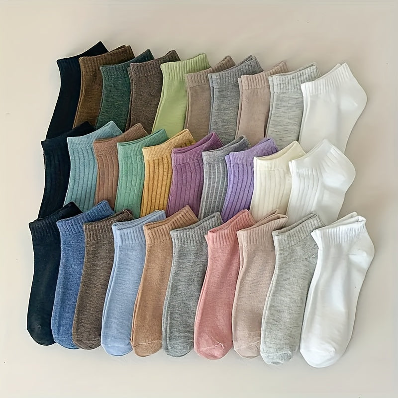 Hand washable knitted fabric boat socks in 20 pairs of color sets for fall/winter comfort.