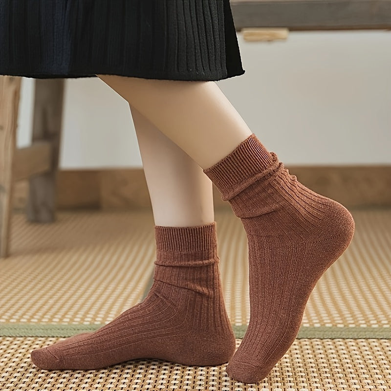 10 pairs of women's breathable thermal socks for autumn and winter, casual and versatile.