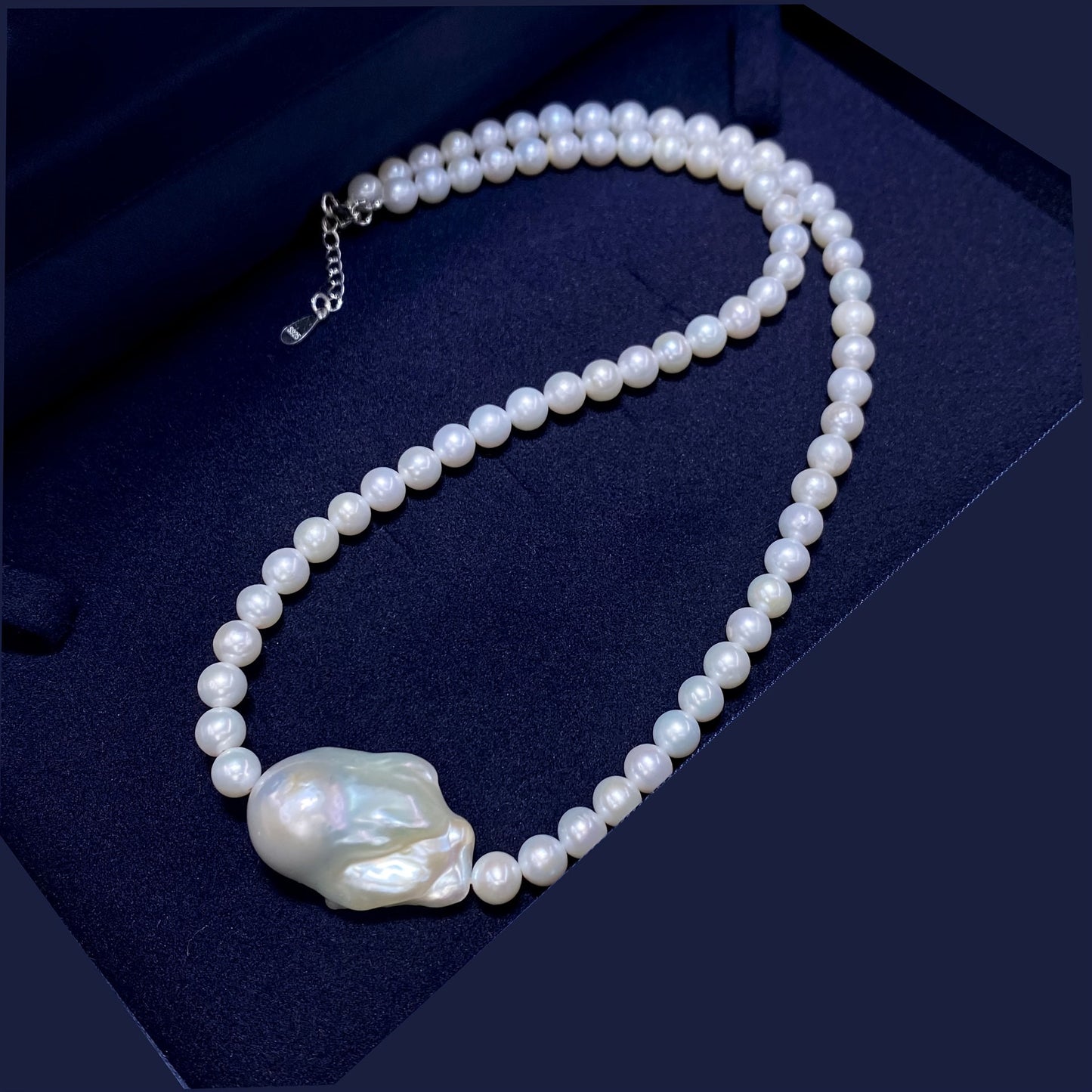 A stunning Natural Baroque Freshwater Pearl Necklace crafted with elegance for women, featuring a unique minimalist design. This versatile piece is perfect for both daily wear and formal events, making it an ideal gift for Mom, your lover, or siblings.