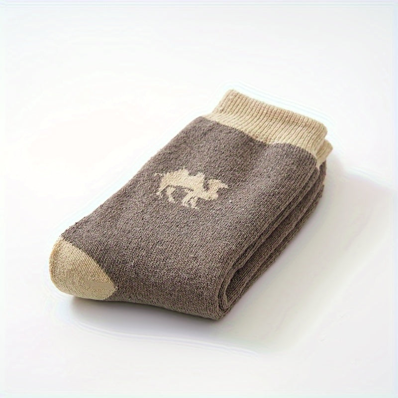 5 pairs of men's comfortable camel pattern thermal crew socks made from a cotton blend knit fabric with polyester and elastane for warmth and comfort.