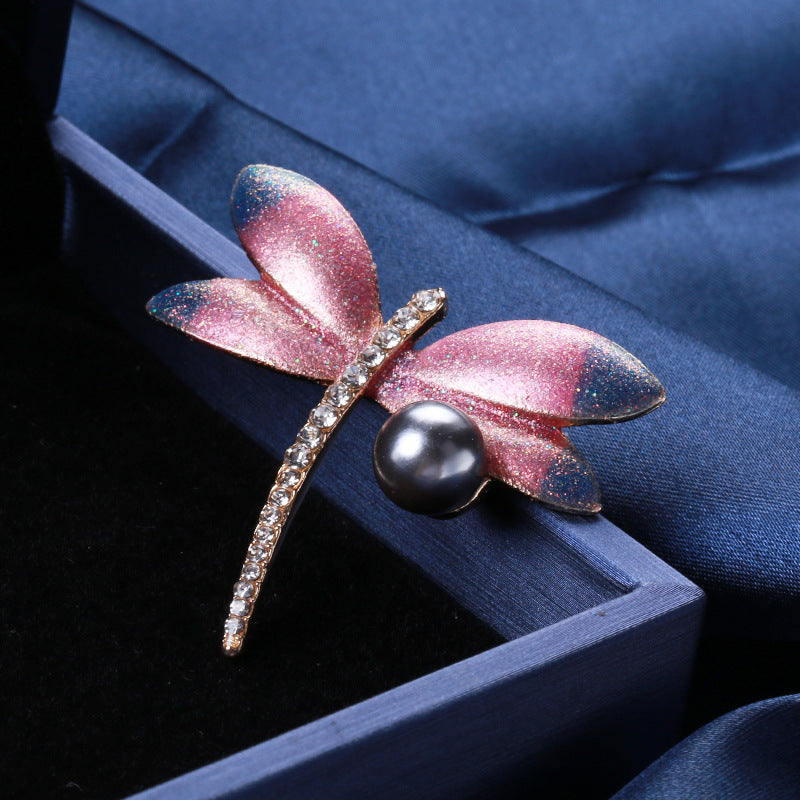 Elegant Dragonfly Brooch Pin with Imitation Pearl - Sparkling Fashion Accessory in Animal Shape for Both Men and Women, Unique Simulation Badge in Novel Design