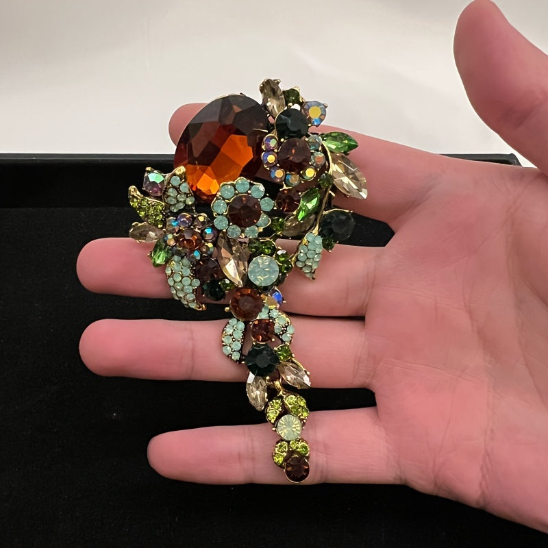 Beautiful antique-style brooch embellished with shimmering brown and green crystals - made of durable alloy, perfect for a one-of-a-kind gift suggestion.