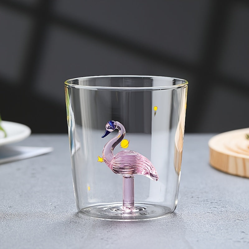 1 piece of 3D animal inside a 350ml heat resistant glass cup, ideal for all types of drinks in both summer and winter.