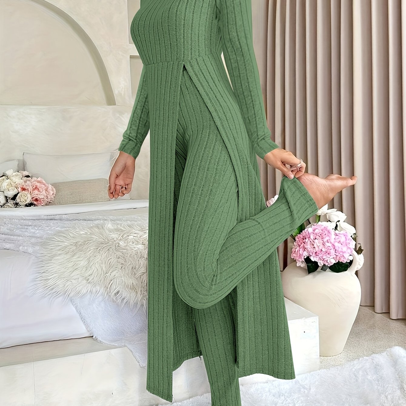 Ribbed long-sleeved top and pants set for women