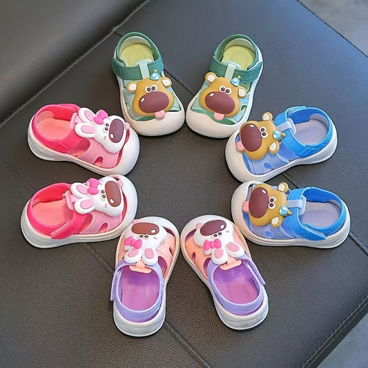 Cute cartoon sandals for infant boys, with breathable, non-slip soles for indoor and outdoor wear.