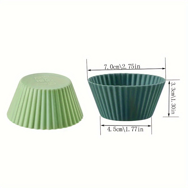 12 or 24 pieces of silicone cupcake and muffin liners that are reusable - they have the perfect shape, are non-stick, and easy to clean, making them essential baking tools for every occasion.