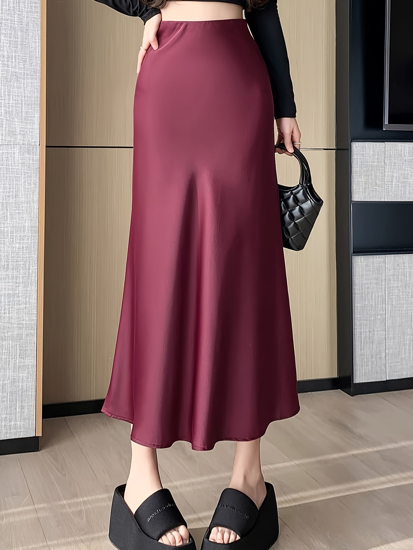 Stretchy imitation acetate satin midi skirt with fishtail design for women.