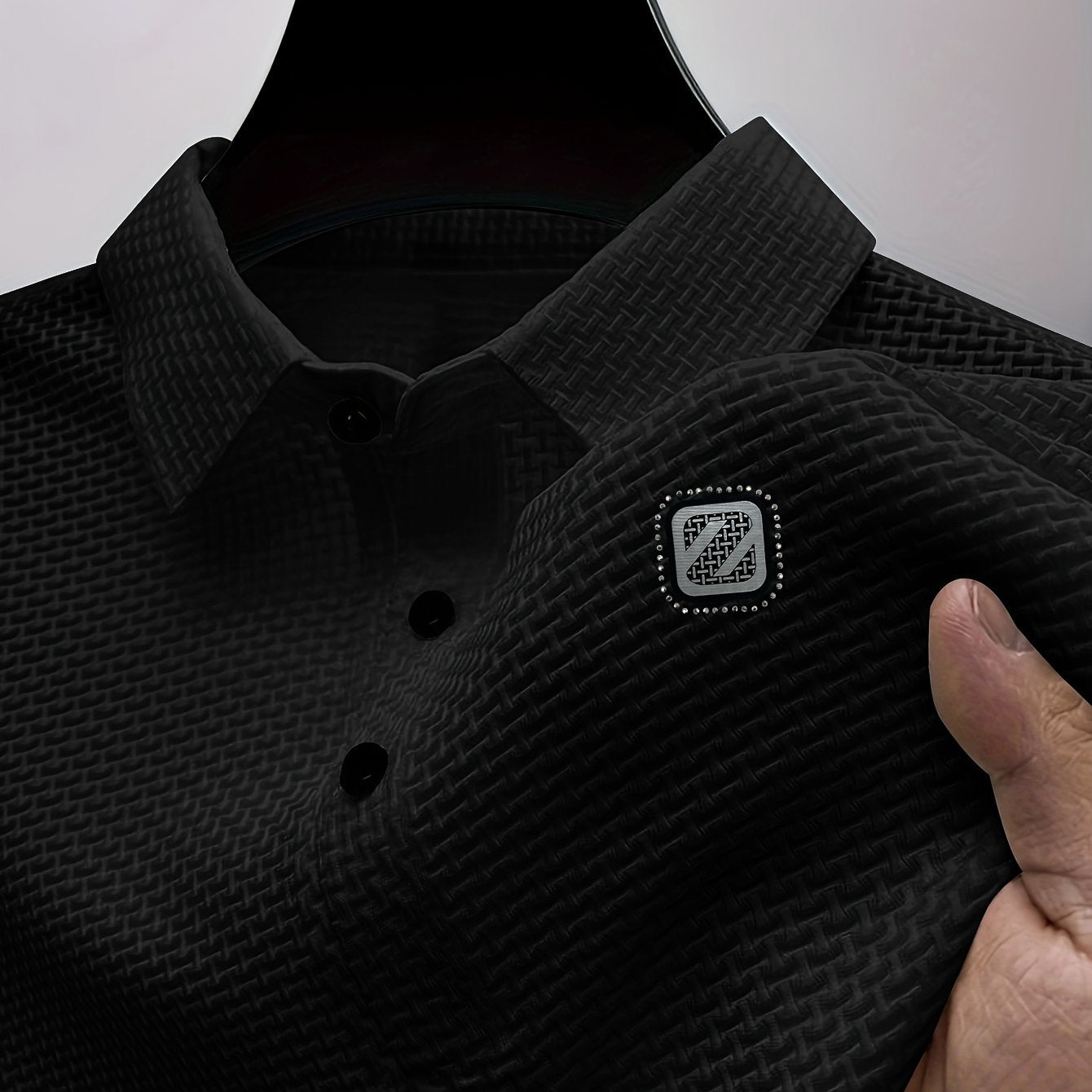 Solid men's golf shirt with casual short sleeves and lapel, perfect for outdoor activities.