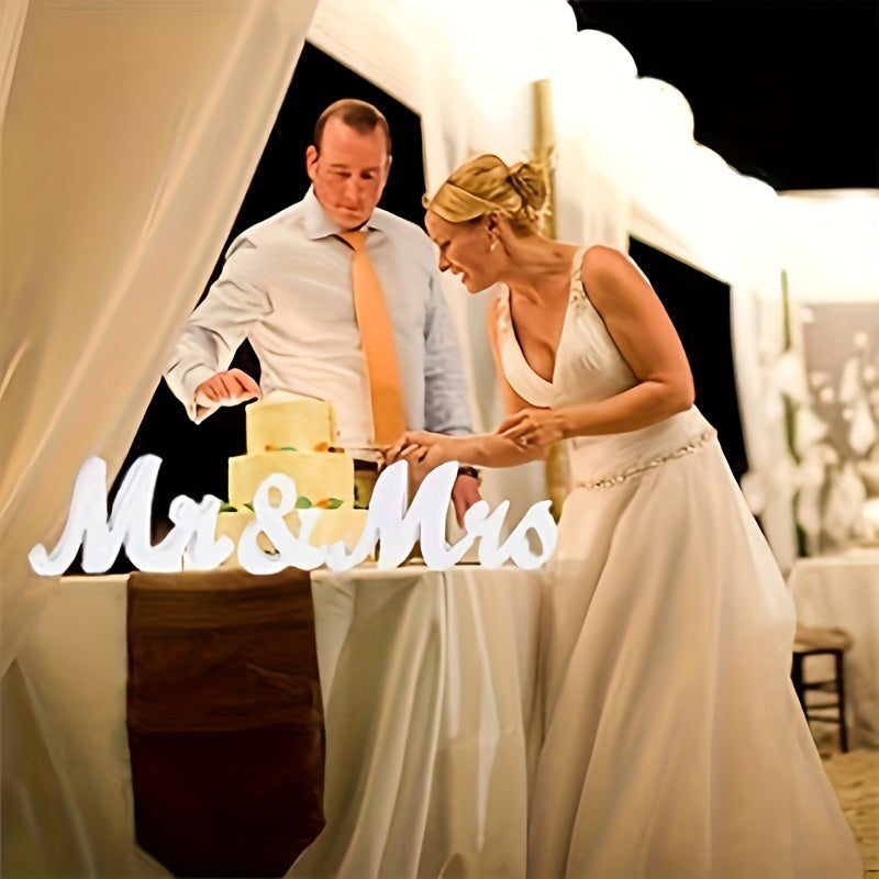 Rustic Mr & Mrs Wedding Signs - Perfect Gifts for Party Table Decor, Display Stand Figurines for Home Wall Decoration