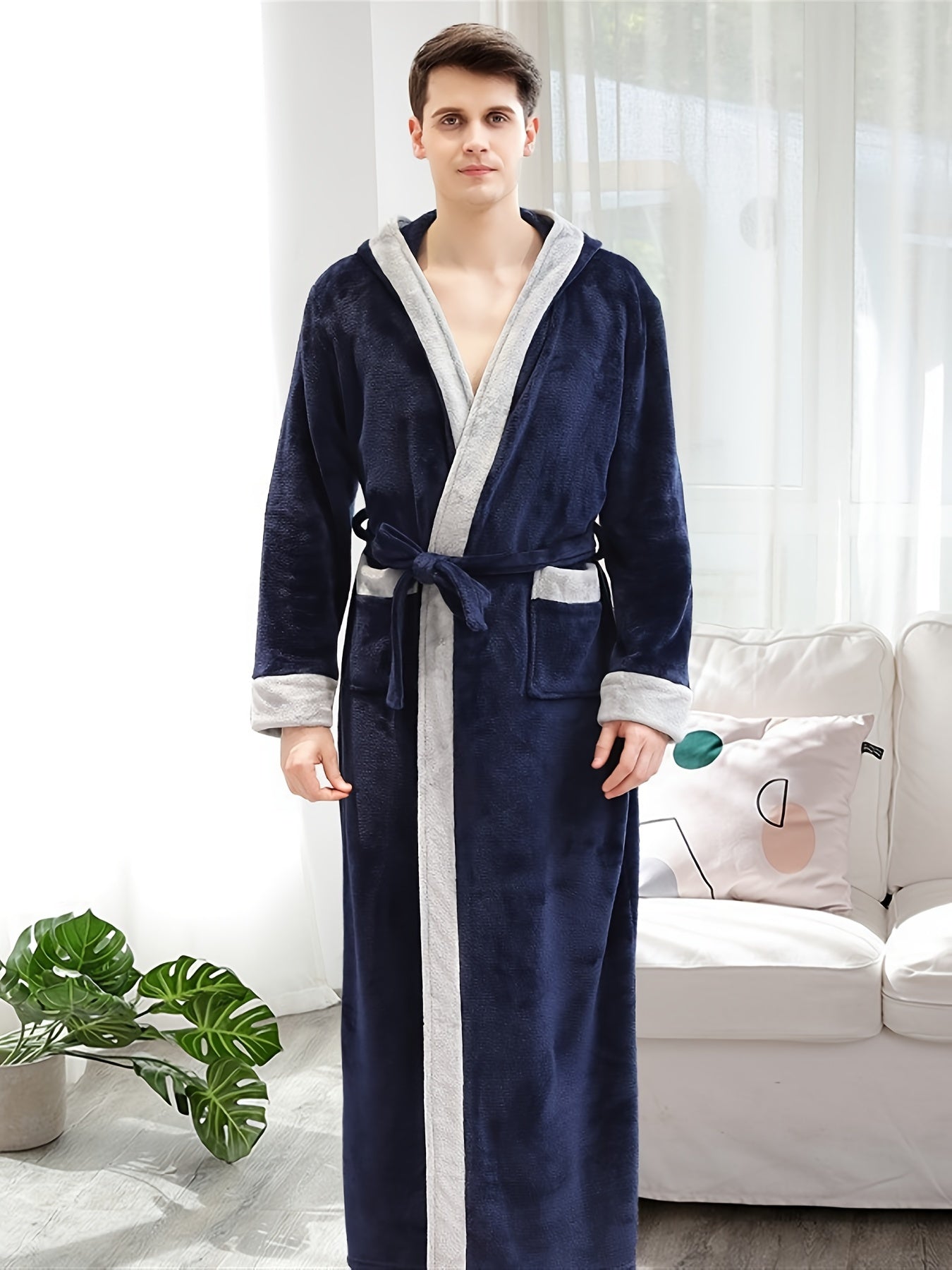 One-pack French coral velvet bathrobe for autumn and winter, skin-friendly and thickened for warmth and comfort.