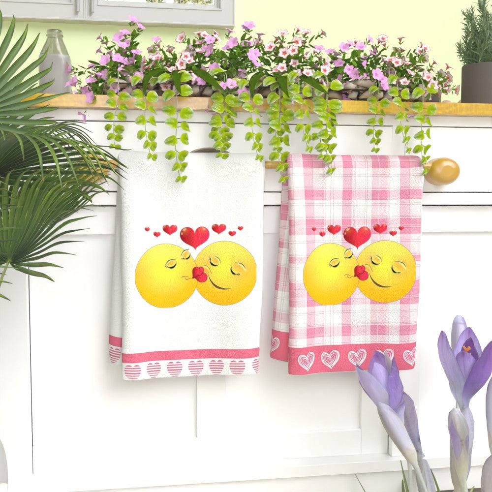 Two modern polyester kitchen towels, measuring 45.72x66.04 cm, featuring a super soft woven fabric. These towels are machine washable and showcase a fantasy heart design perfect for all seasons. They are ideal for use in camping and restaurants.