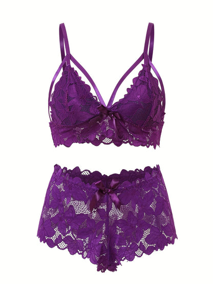 6-piece set of plus size sexy lingerie, featuring floral lace and scalloped trim with bow front. Includes strappy bra and panty.