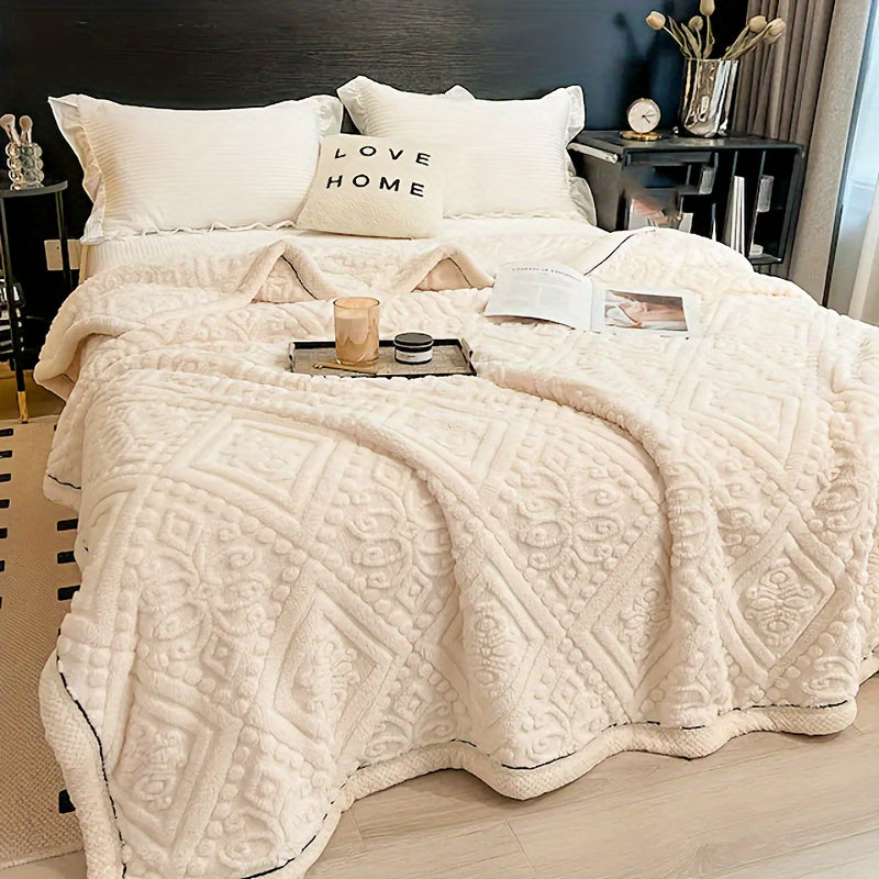 Luxurious Contemporary Carved Velvet Bed Blanket - Thickened Winter Warmth Throw, 350G, Knitted Polyester, All-Season Comforter with Unique Pattern, Machine Washable, Perfect Christmas Gift