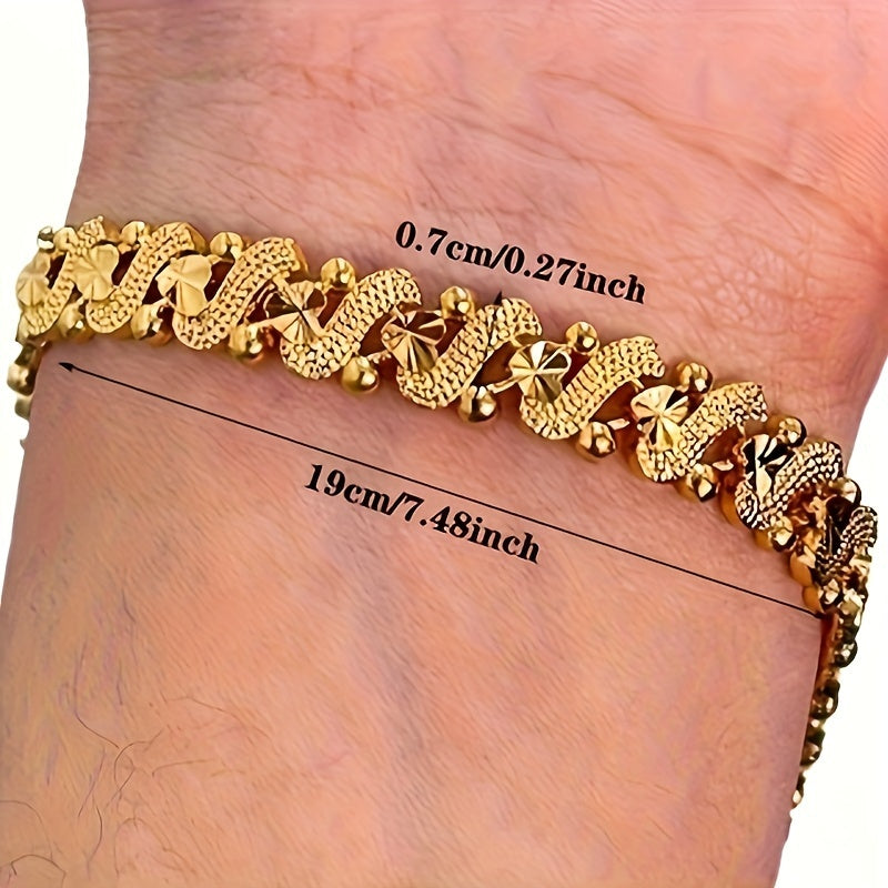 Japanese & Korean Luxury Style 18K Gold Plated Copper Link Bracelet for Women – Dubai-Inspired Fashion Jewelry Perfect for Weddings, Parties, or Any Occasion. This Versatile Accessory,  adorned with No Stones, is a Stunning Mardi Gras Day Gift for All