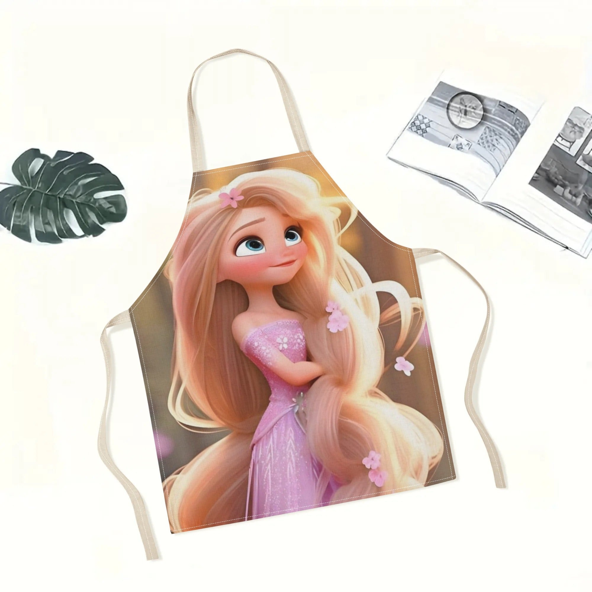 Disney has licensed a stylish waterproof apron with a cute cartoon design of Princess Elsa. It is both beautiful and fashionable, while also simple, making it suitable for hotels, supermarkets, restaurants, fruit shops, milk tea stalls, and general home