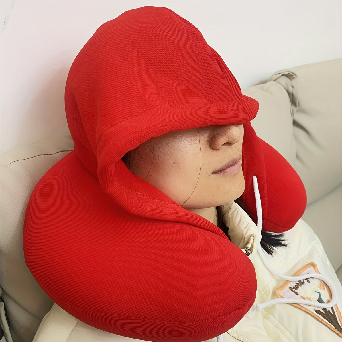 Travel in comfort with this versatile 1pc Particle Hooded U-shaped Neck Pillow, perfect for napping on airplanes.