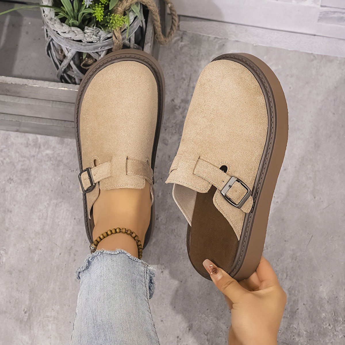 Casual buckle loafers for women with all-season comfort features, PU upper, rubber sole, flannel insole, and retro thick sole from Taizhou.