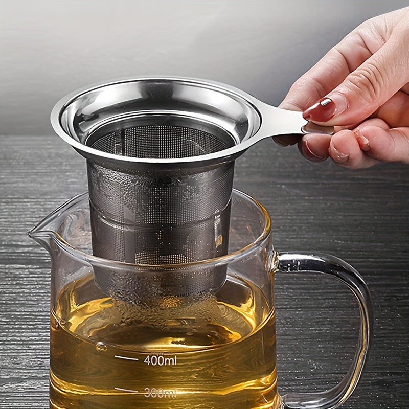 Upgrade your tea game with the high-quality 304 Stainless Steel Tea Infuser. This thickened mesh strainer is perfect for enjoying loose leaf tea at home or in the dorm. It's ideal for holiday gatherings like Christmas, Thanksgiving, and Halloween.