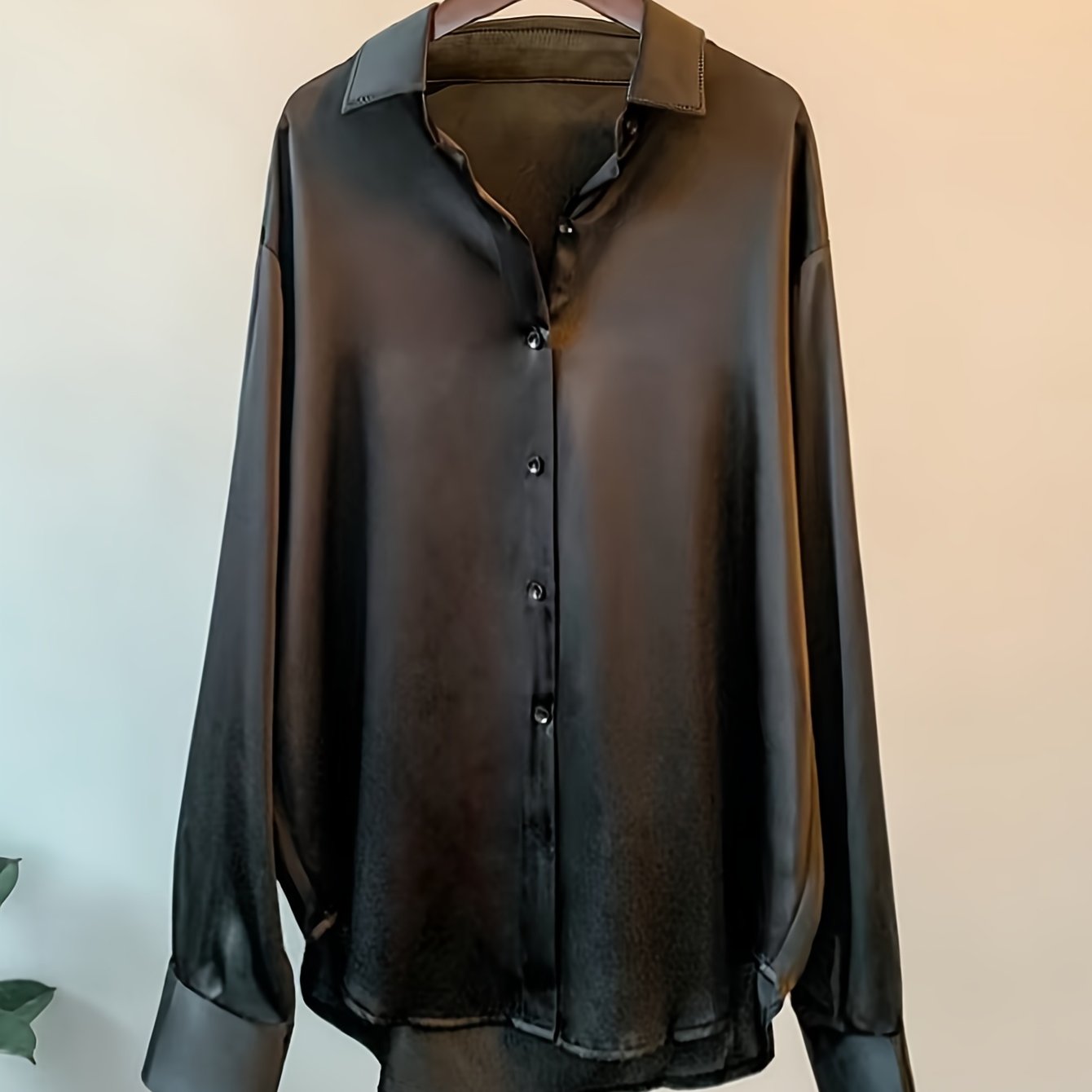 Women's Solid Color Button Front Shirt, Casual Long Sleeve Blouse perfect for Spring and Fall styling.