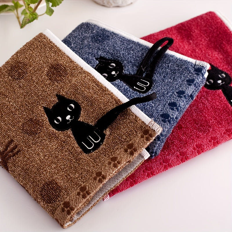 Cat print hand towel, absorbent and quick-drying, ideal for home bathroom. Great as a small towel gift or holiday decoration.