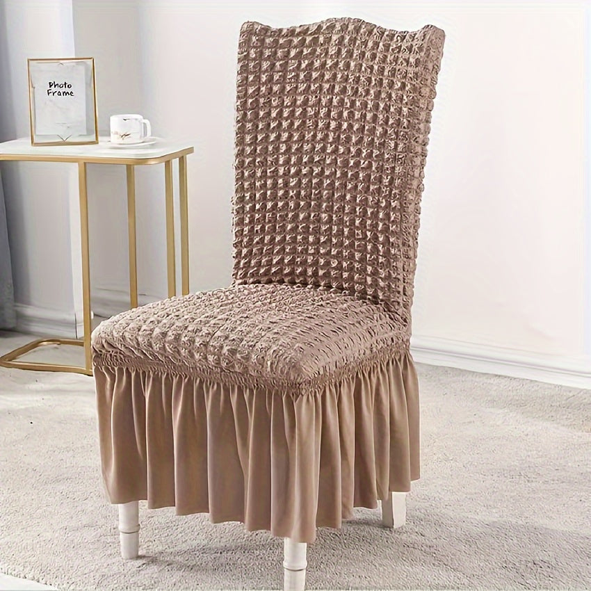 Set of 6 universal stretch dining chair covers, easy to install and suitable for various settings.