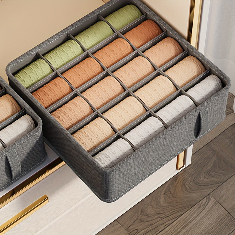 Pure gray cationic sock storage boxes in 6, 7, or 20 compartments. Ideal for organizing socks, bras, and underwear at home. Foldable and versatile.