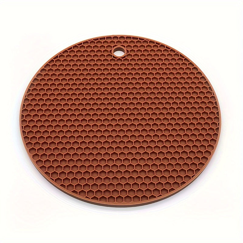 Round placemats with heat insulation, non-slip cup coasters, and pot pads for kitchen use.