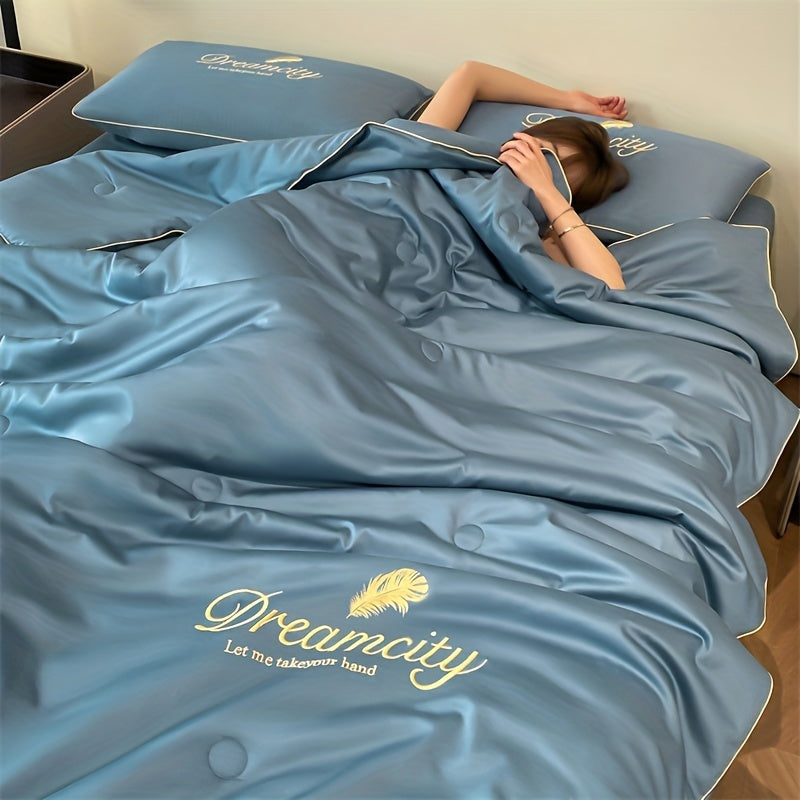 Dreamacity Elegant Summer Quilt - Luxurious Golden Embroidery on Soft, Skin-Friendly 100% Ultrafine Microfiber. Vintage Style Lightweight Cooling Bedding, Machine Washable in Grey. 90g Fabric Weight, Quilting Fabric Only. (Pillowcase & Sheet Not Included)