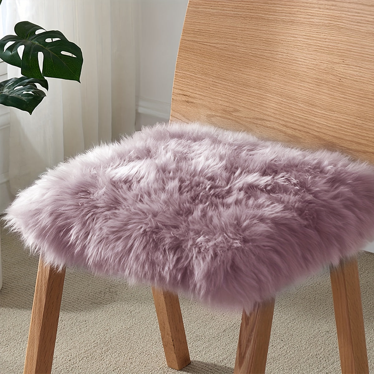 Soft Shaggy Area Mat with Faux Fur Rug Pads, Ideal for Bedroom and Chair, Square Non-Slip Cushion made of Polyester and Acrylic, Easy to Clean in Washing Machine - JIT