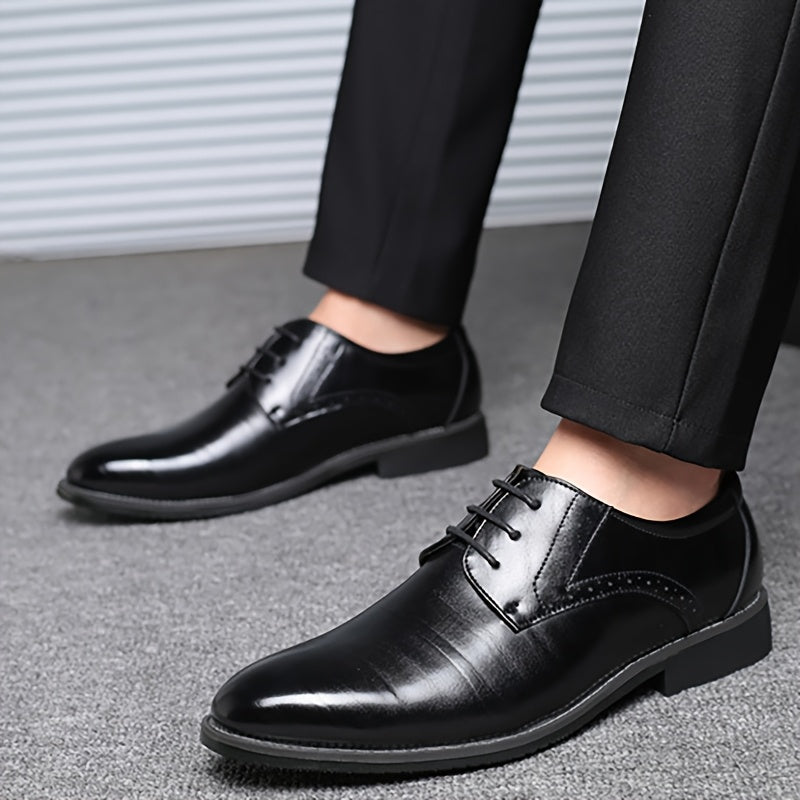 Men's classic oxford shoes with pointed toe, lace-up design, and PU upper and inner. Suitable for business casual, daily wear, wedding, and formal occasions with a rubber sole.