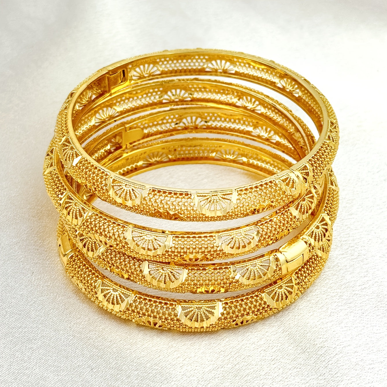 24K Golden Plated Copper Bangle Set, Stylish Vacation-Inspired Design, Hollow Circular Style, Fashionable Bracelets for Women, Ideal for Everyday and Wedding Wear, Perfect for Christmas and Year-Round Use