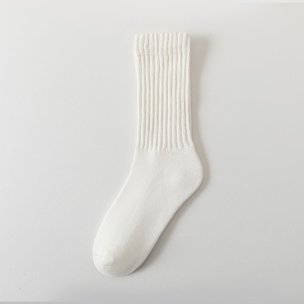 Men's and women's college style retro socks, breathable and thick, suitable for all seasons.