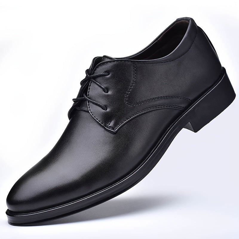 Men's lace-up formal shoes for weddings, parties, and the office.